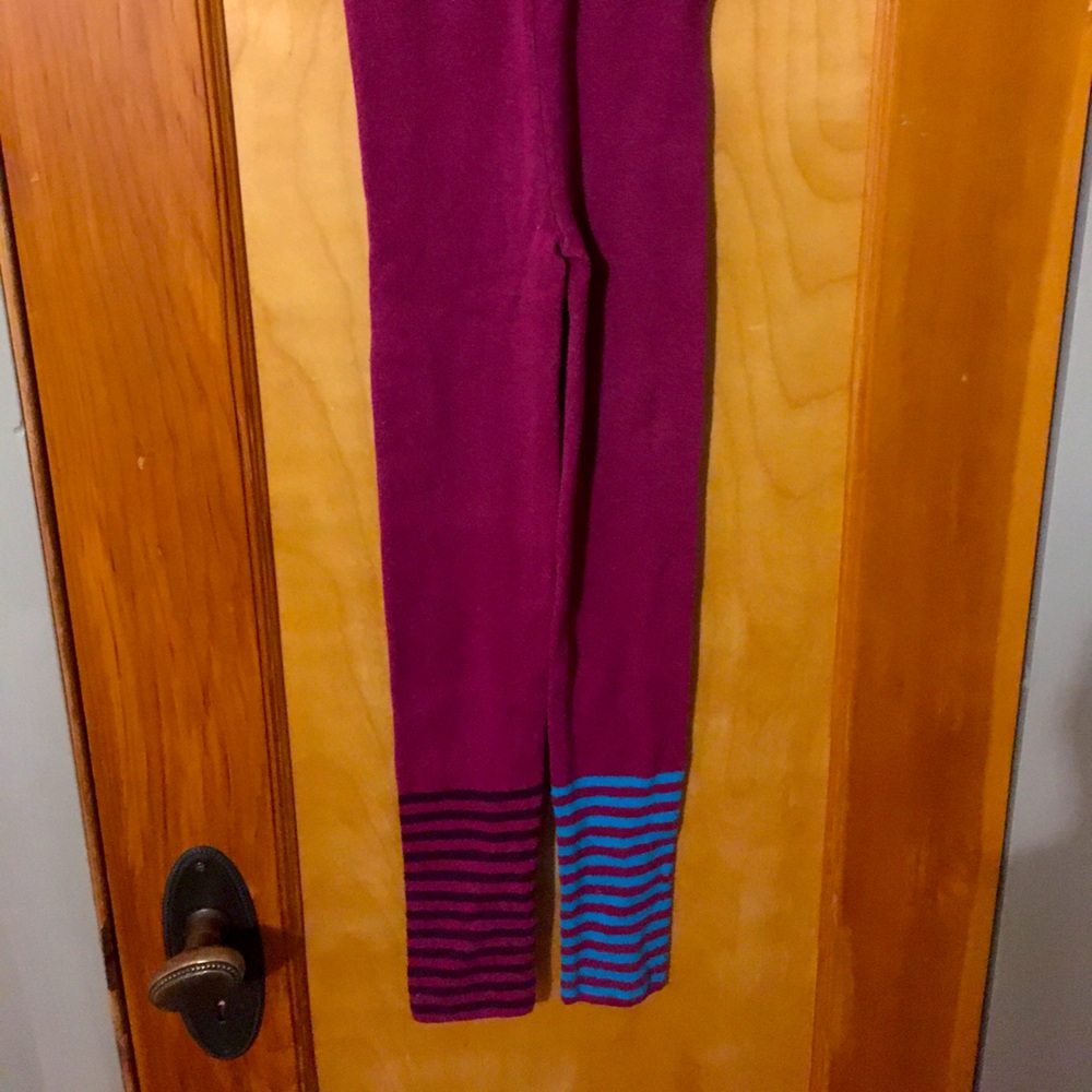 Funky narrow rubbed leggings.